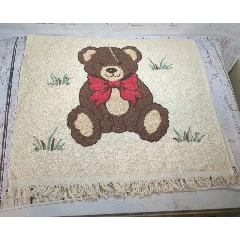 Vintage Cannon Teddy Bear Cotton Bath Towel‎ Made In USA 40